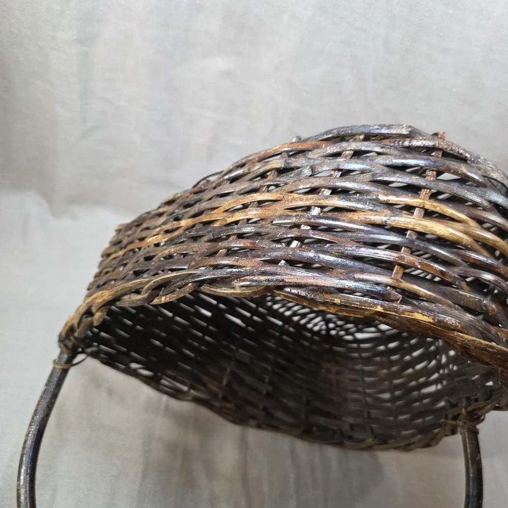 Large Heart Shaped Basket w Handle Cottage Prairie  Decor Wedding 16x17x15